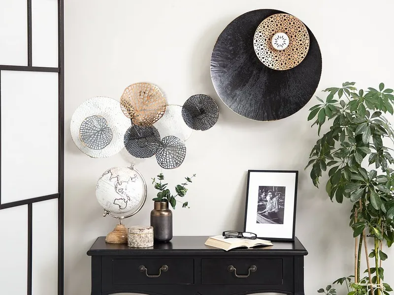 Rubidium vægdekoration med skaller 49 cm, Sort