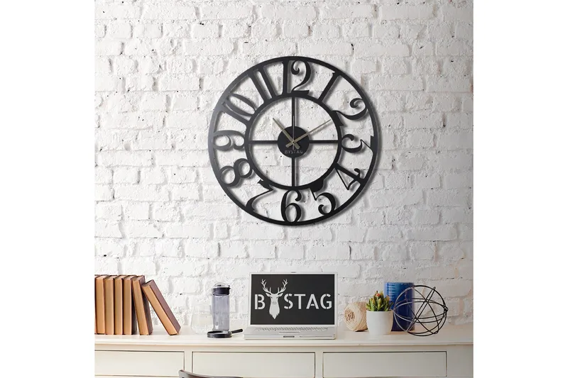 Dekorativt Metal Vægur - Sort - Boligtilbehør - Vægdekoration - Vægure & Ure