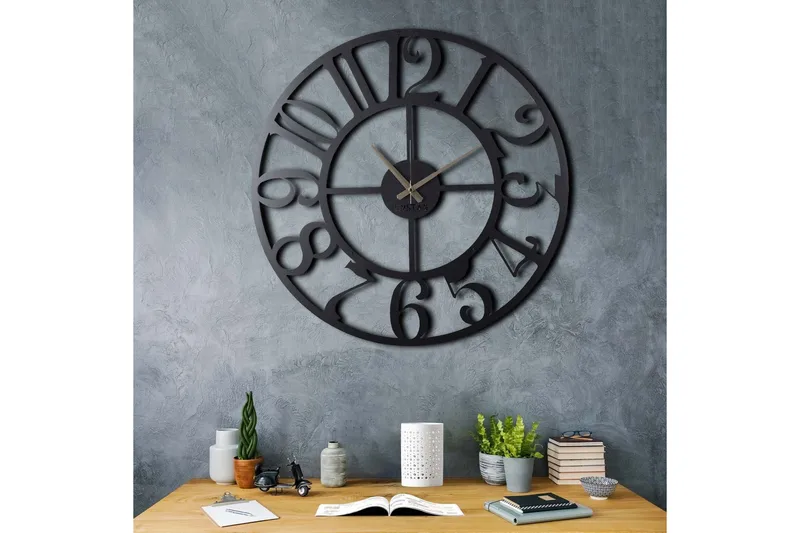 Dekorativt Metal Vægur - Sort - Boligtilbehør - Vægdekoration - Vægure & Ure