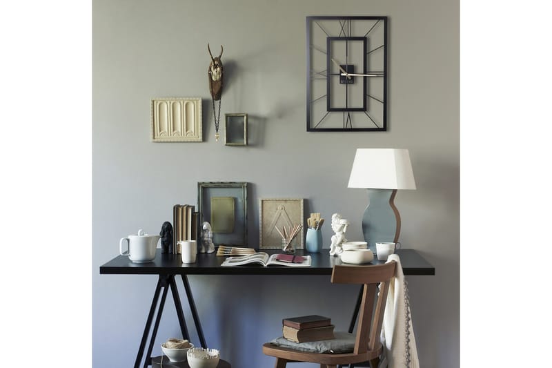 Dekorativt Metal Vægur - Sort - Boligtilbehør - Vægdekoration - Vægure & Ure