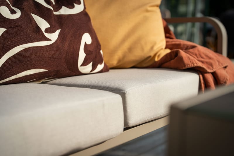 Sofa Hillerstorp Hånger - Sand - Have - Udendørs miljø - Altan & terrasse - Altanmøbler