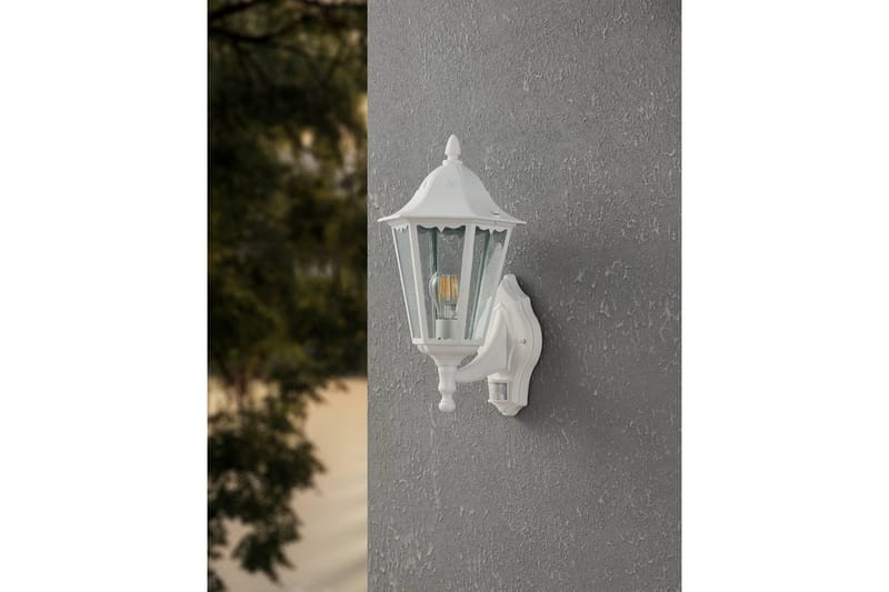 Væglampe Udendørsbelysning Eglo Navedo med Sensor Hvid Klar - Hvid - Have - Udendørs miljø - Entré - Entrébelysning