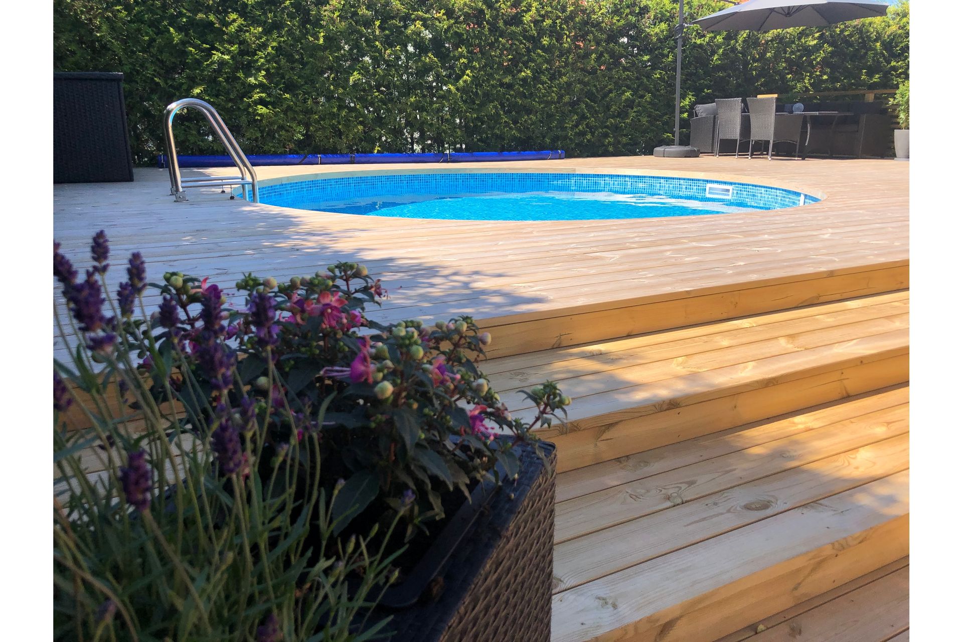 Stålvægspool Premium Rund 4,2x1,5m Indbygget L:Carrara 0. Hv - Planet Pool - Have - Udendørsbad - Pool - Fritstående pool
