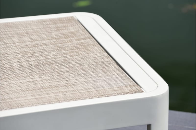 Portals Solseng med Hynde - Hvid / træ - Havemøbler - Havestole - Solseng & solvogn