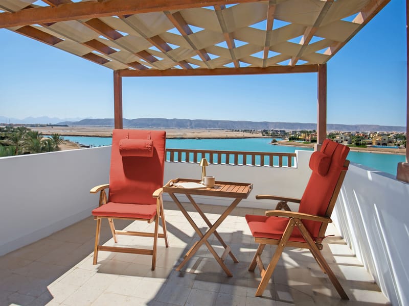 Cafésæt udendørs Java Premium akacietræ - Brun/Rød - Havemøbler - Balkon - Balkonmøbler - Altansæt