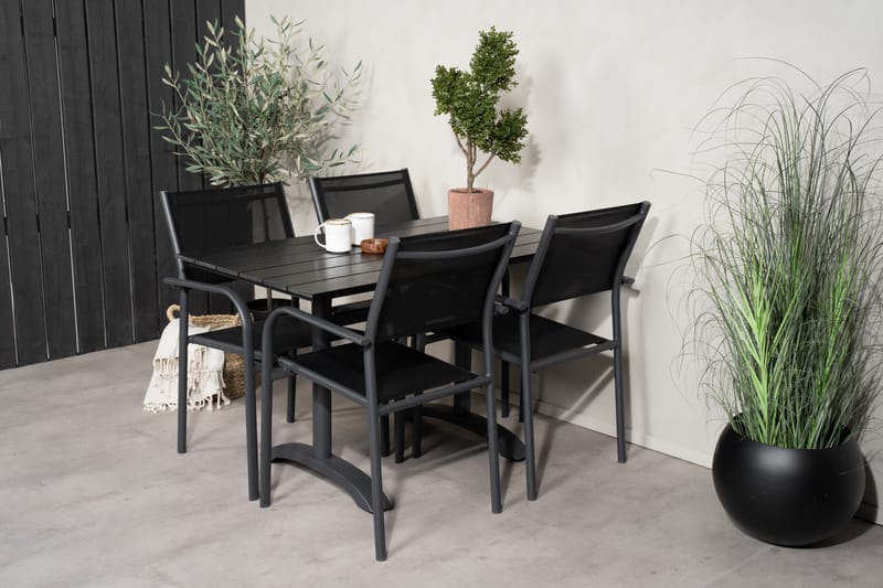 Denver Spisebordssæt 120 cm + 4 Santorini Armstole Sort - Venture Home - Havemøbler - Balkon - Balkonmøbler - Altansæt