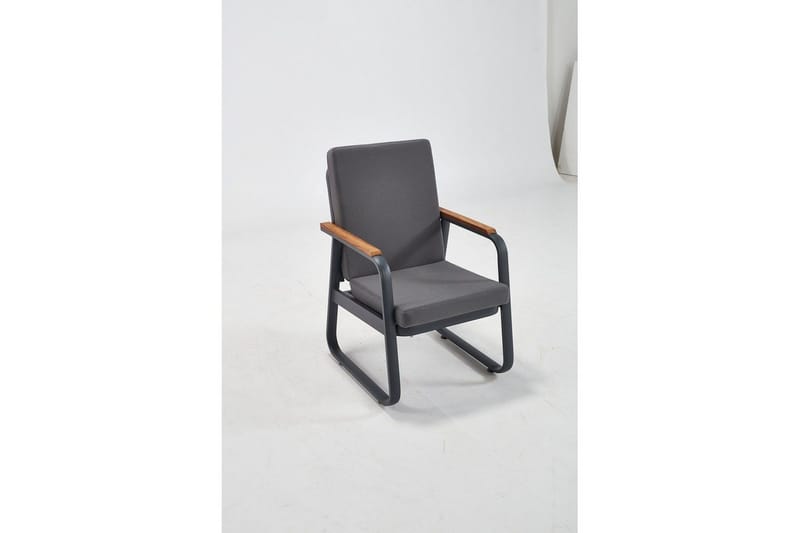 Havestol Colomieua Træ, Rødbrunt træ