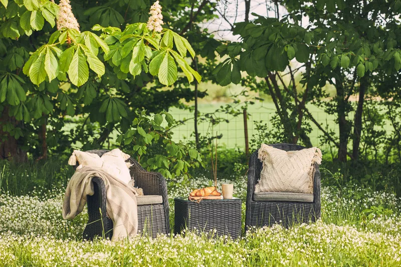 Marcus cafésæt med 2 Light lænestole med hynde - Sort - Havemøbler - Balkon - Balkonmøbler - Altansæt