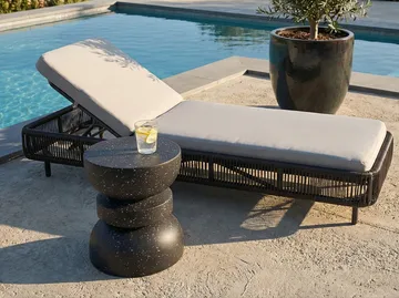 Sidebord udendørs Faliro 37 cm 37 cm terrazzoeffekt - Sort - Havemøbler - Balkon - Balkonmøbler - Altanborde