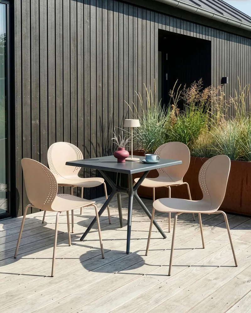 Stol udendørs Milos stabelbar - Beige - Havemøbler - Balkon - Balkonmøbler - Altanstole