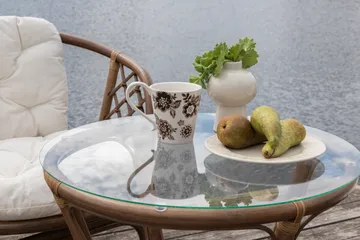 Wera Altangruppe 2-personers - Brun/Hvid - Havemøbler - Balkon - Balkonmøbler - Altansæt