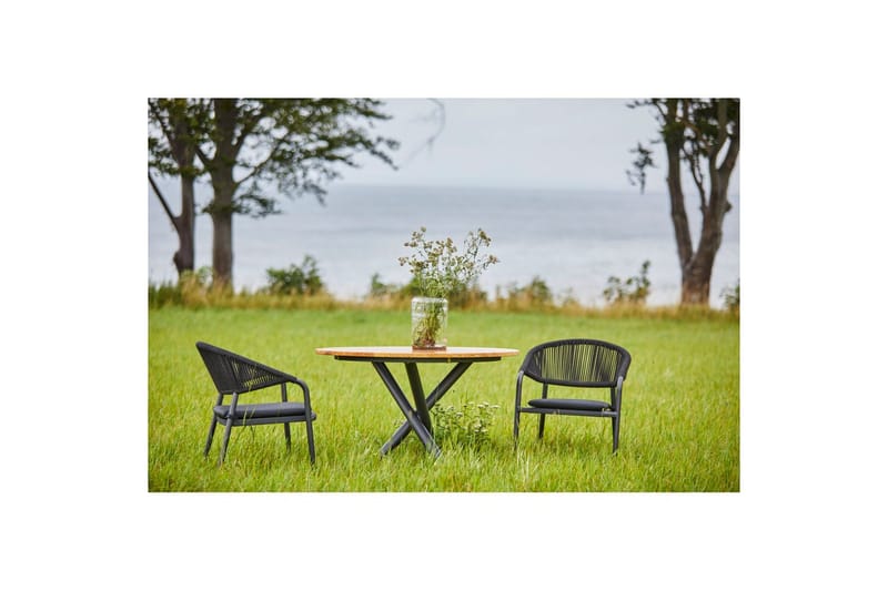 Hillerstorp Ekeryd Udebord Ø110 cm - Havemøbler - Havebord - Spisebord & havebord