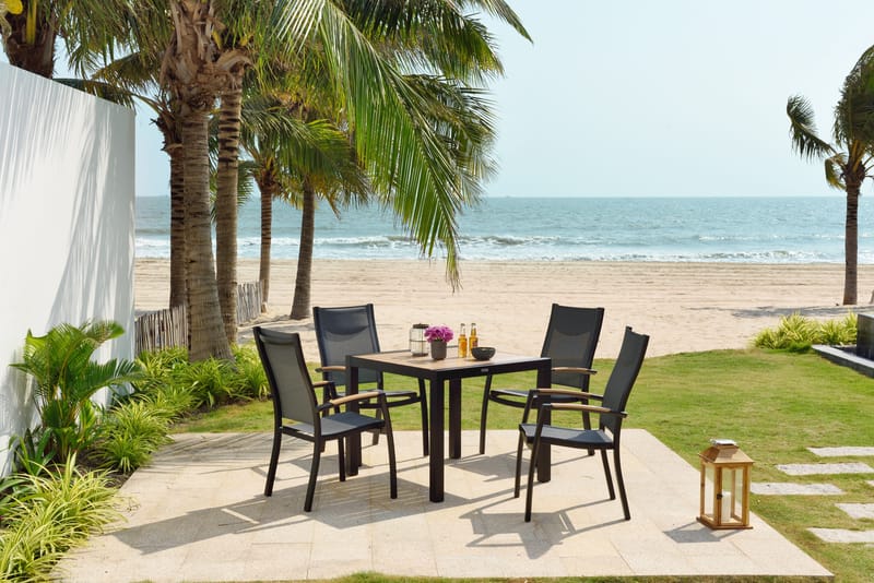 Panama Udendørsbord 90 cm - Træ/Sort - Havemøbler - Havebord - Spisebord & havebord