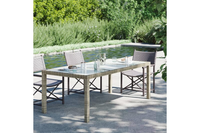 havebord 190x90x75 cm hærdet glas og polyrattan grå - Grå - Havemøbler - Havebord - Spisebord & havebord