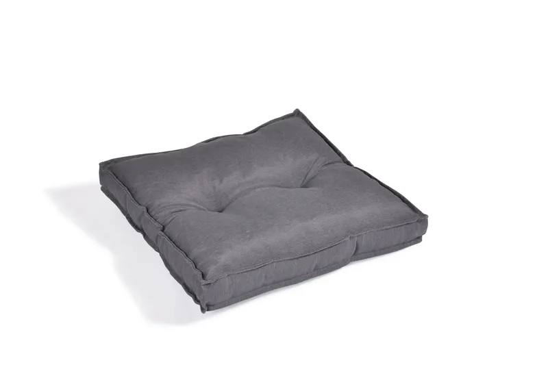 Axel Sædehynde Grå, Fritab