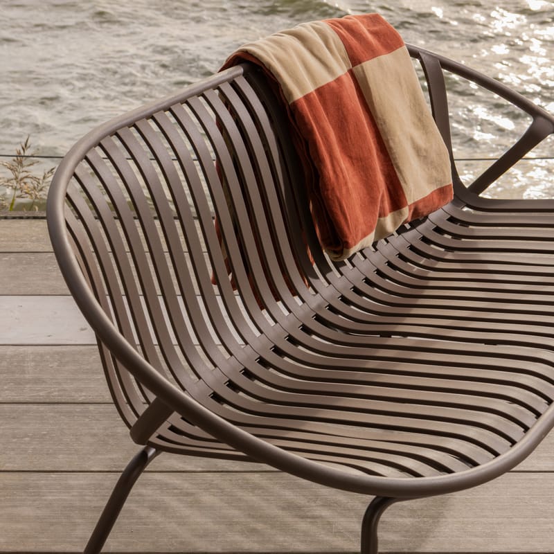 Bænk Bruce 134 cm udendørs - Lilla/Brun - Havemøbler - Havesofaer & bænke - Udendørs bænk & havebænk