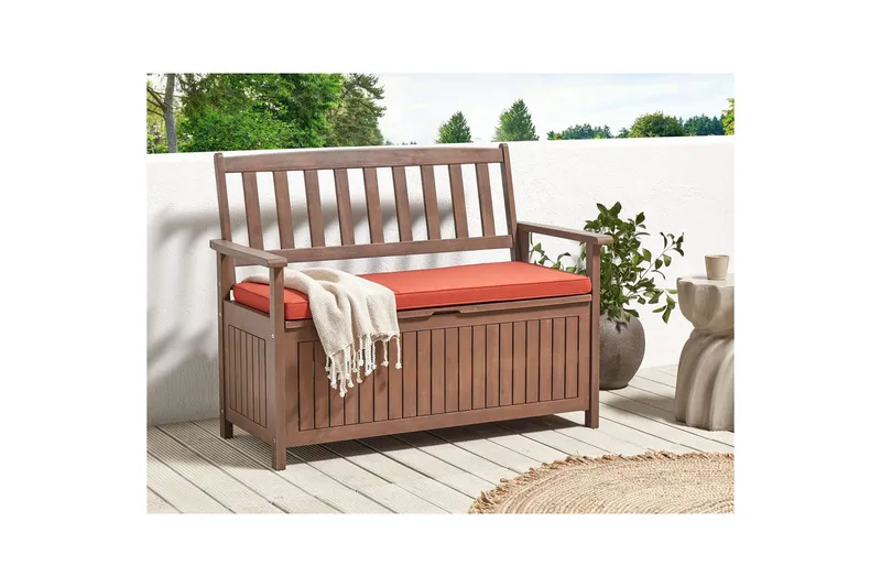 Trädgårdsbänk med dyna Beliani Sovana Mörk trä/vit, 120 cm Dark wood||Red - Havemøbler - Havesofaer & bænke - Udendørs bænk & havebænk