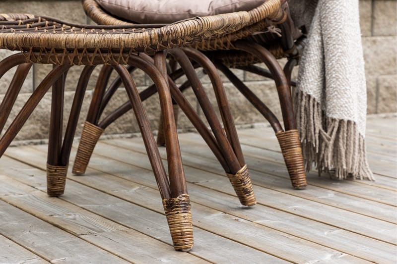 Ella Havestol - Mørk valnød - Havemøbler - Havestole - Udendørs lænestol