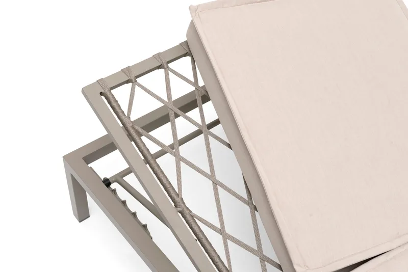 Hillerstorp Jet Set Solseng - Beige - Havemøbler - Havestole - Solseng & solvogn