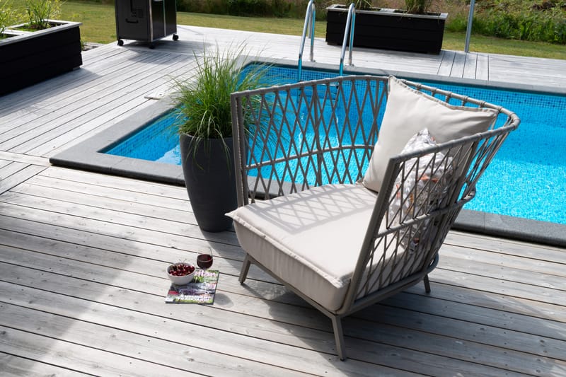 Lænestol Hillerstorp Jet Set Lounge - Beige - Havemøbler - Havestole - Udendørs lænestol