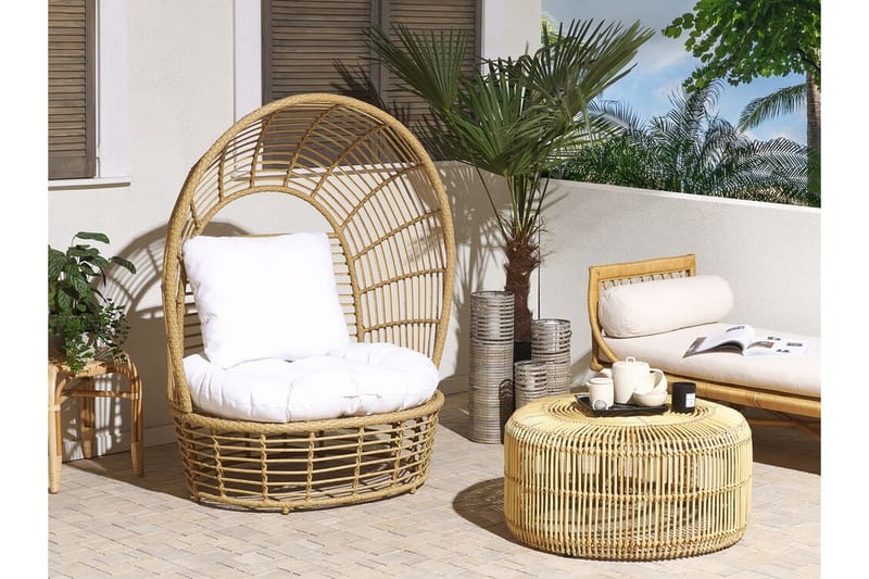 Havelænestol polyrattan Natur/ Hvid LIDO - Træ / natur - Havemøbler - Havestole - Udendørs lænestol
