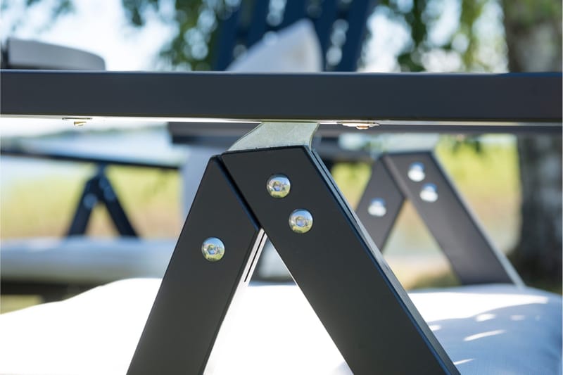 Hillerstorp Läckö Positionslænestol - Havemøbler - Havestole - Udendørs lænestol