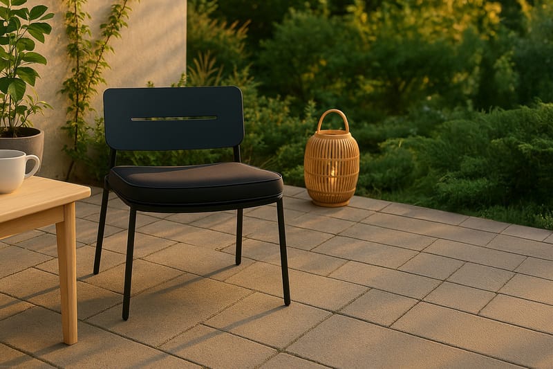 Lina Loungestol med Hynde Sort - Venture Home - Havemøbler - Havestole - Udendørs lænestol