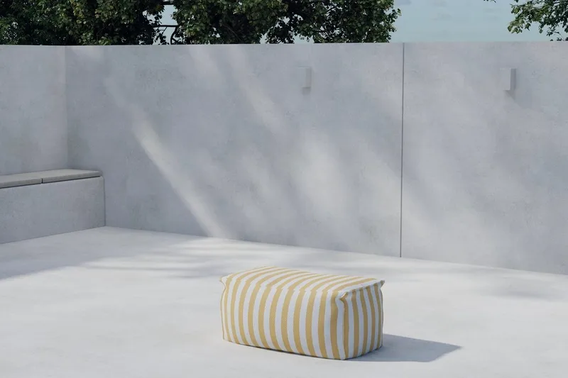 Redang fodskammel udendørs, Gul