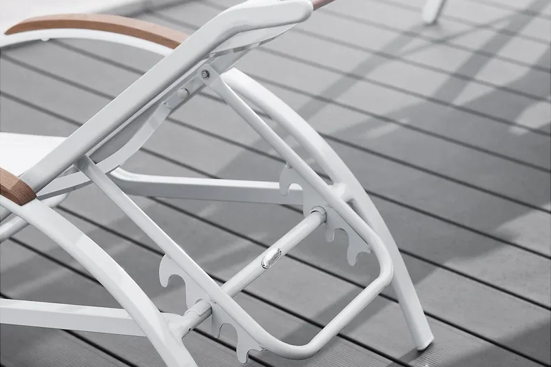 Nydala Solseng - Hvid/Teak - Havemøbler - Havestole - Solseng & solvogn