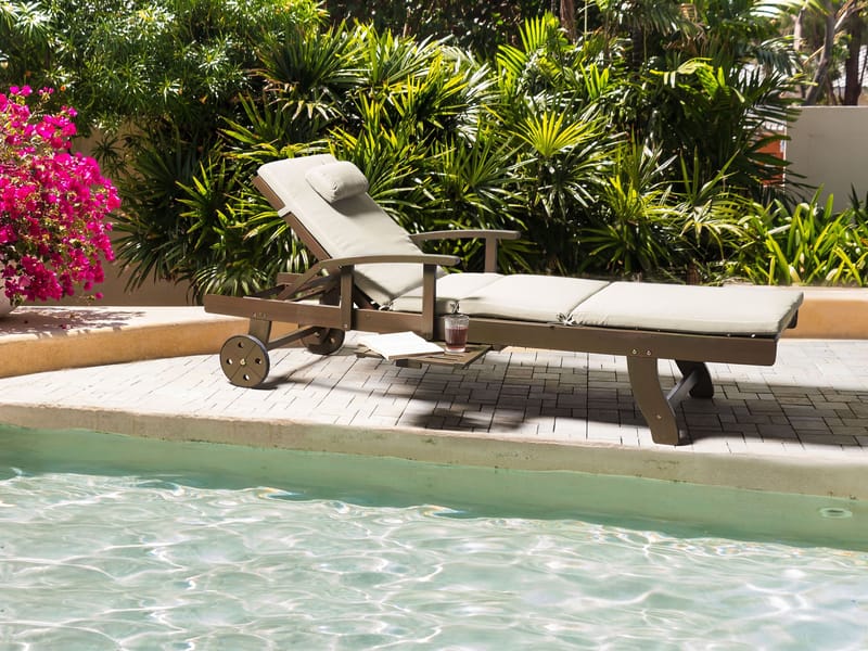 Solseng udendørs med pude Amantea Premium II akacietræ - Lysbeige - Havemøbler - Havestole - Solseng & solvogn