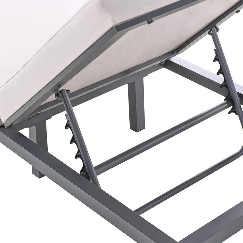 Solstol Lariano - Beige, sort - Havemøbler - Havestole - Solstole