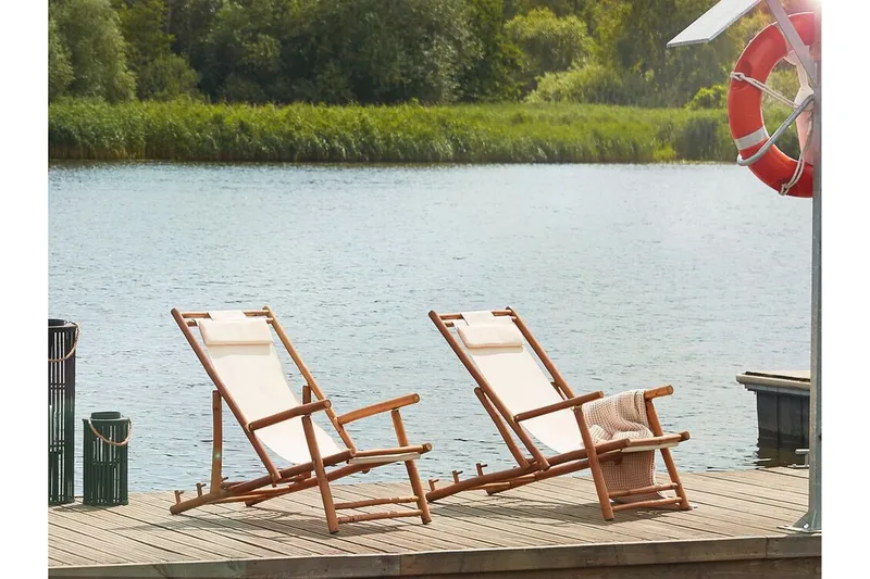 Solstol 2 stk lyst træ / beige ATRANI - Træ / natur - Havemøbler - Havestole - Solstole