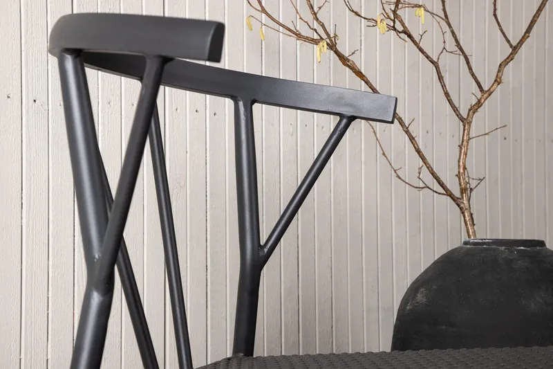 Stina Armstol - Sort - Havemøbler - Havestole - Spisebordsstole udendørs