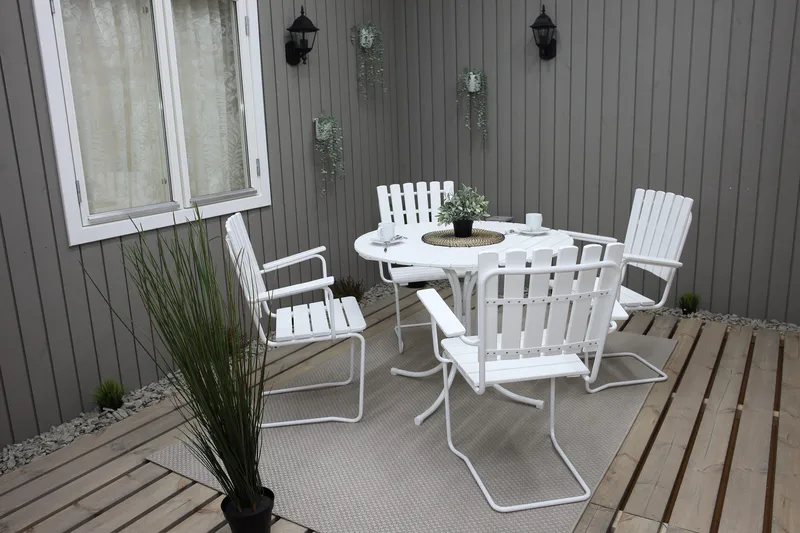 Vaxholm Armstol Hvid - KWA - Havemøbler - Havestole - Spisebordsstole udendørs