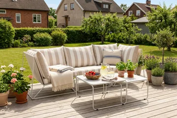 Usteryd udendørs lige 3-personers sofa - Beige/Stribet - Havemøbler - Loungemøbler - Sofagrupper udendørs