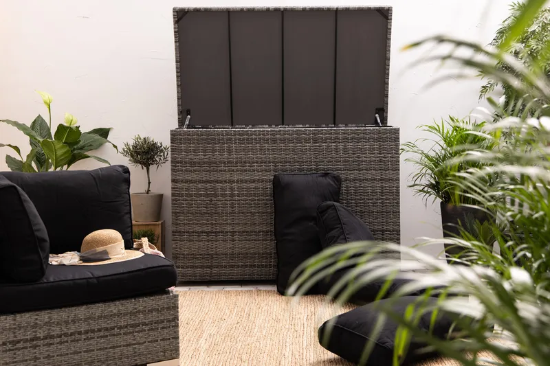 Gigant vandtæt hyndeboks XL til udendørs brug – Opbevaringskasse i polyrattan (B150xD90xH101 cm) - Grå - Havemøbler - Pudeopbevaring & havemøbelovertræk - Hyndeboks