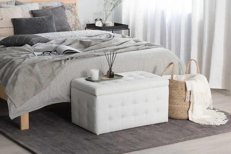 Michigan Opbevaringsboks | 42 | 72 | 40 cm - Hvid - Møbler - Stole & lænestole - Taburet & skammel - Puf - Chesterfield puf