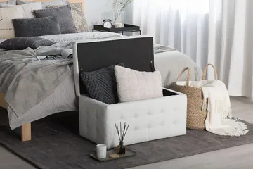 Michigan Opbevaringsboks | 42 | 72 | 40 cm - Hvid - Møbler - Stole & lænestole - Taburet & skammel - Puf - Chesterfield puf