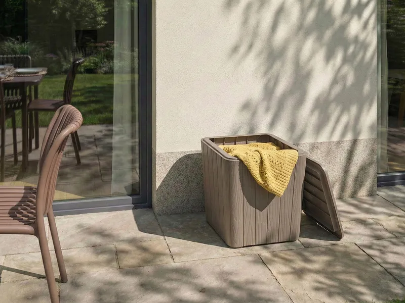 Opbevaringskasse udendørs Sarandi 40x40 cm - Beige - Havemøbler - Pudeopbevaring & havemøbelovertræk - Hyndeboks