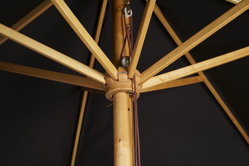 Ixos Parasoll 300 cm Sort/natur - Venture Home - Havemøbler - Solafskærmning - Parasoller