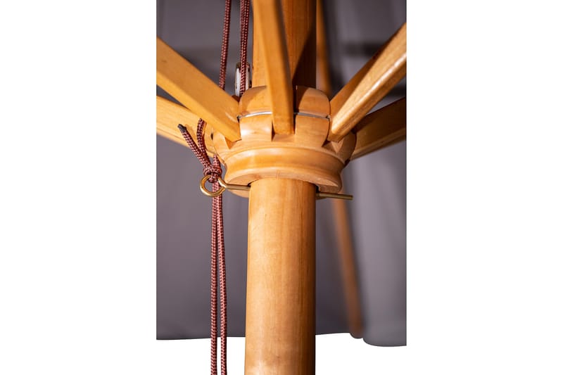 Naxos Parasol Ø300 cm Sort/Natur - Venture Home - Havemøbler - Solafskærmning - Parasoller - Baliparasol