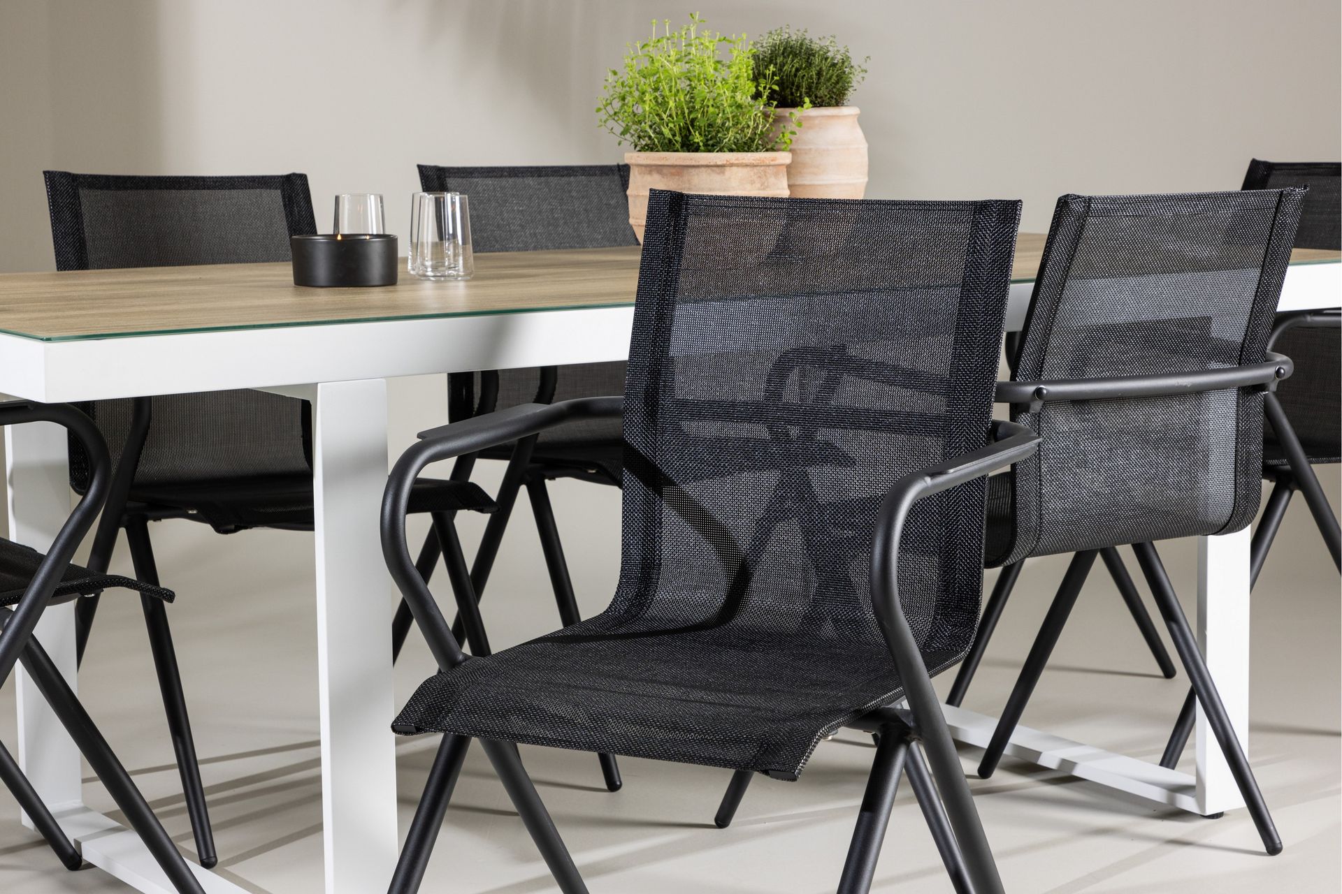 Merlo Spisegruppe 200 cm + 6 stk Alling Spisestole Sort/Hvid - Havemøbler - Udendørsgruppe - Havesæt