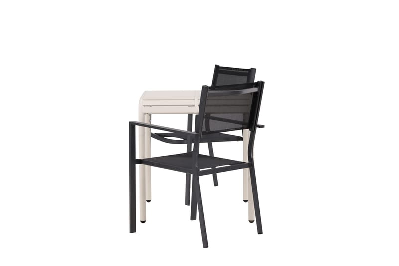 Borneo Spisegruppe + 2 Copacabana stole - Havemøbler - Udendørsgruppe - Havesæt