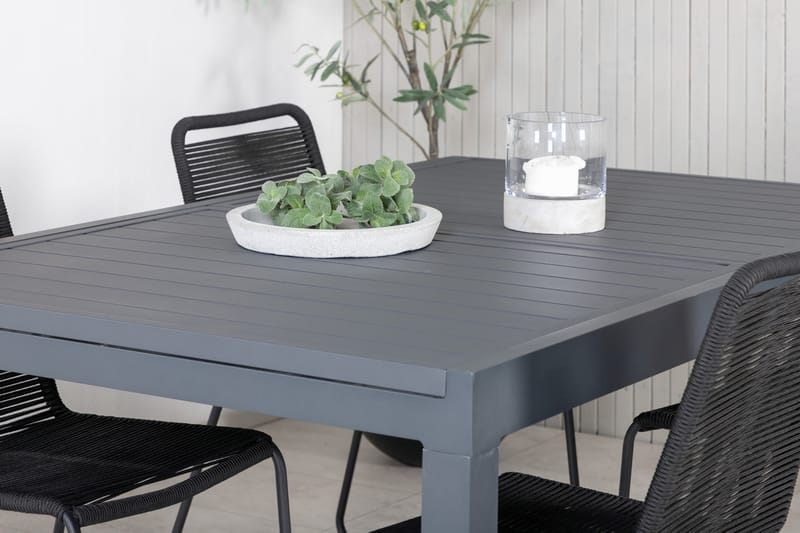 Marbella Udvideligt Spisebordssæt 160cm + 4 Lindos Stole Sor - Venture Home - Havesæt
