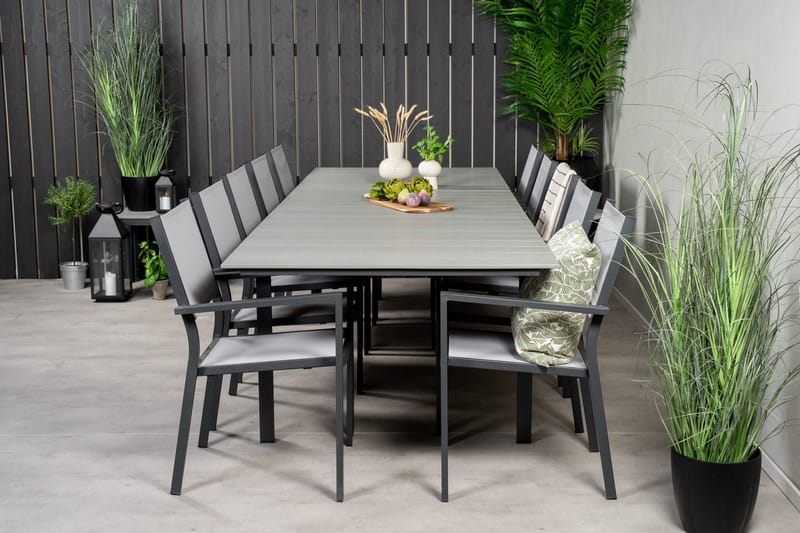 Levels Spisegruppe 225-325 cm Rektangulær med 10 Copacabana Stole - Grå - Havemøbler - Udendørsgruppe - Havesæt