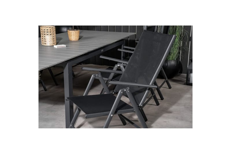 Levels Udvideligt Spisebordssæt 160cm + 4 Break Stole Sort/G - Venture Home - Havemøbler - Udendørsgruppe - Havesæt