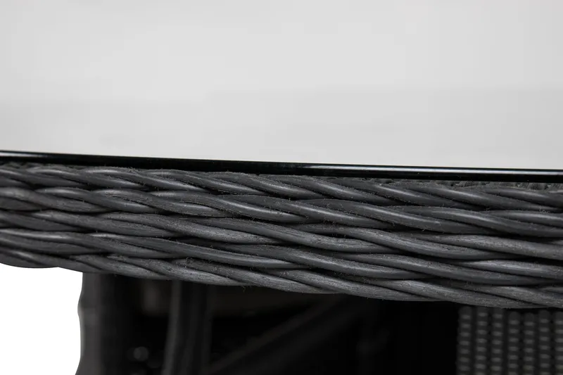 Marcus Spisebordssæt 140 Rund + 4 Light Lænestole m Hynde - Sort - Havemøbler - Udendørsgruppe - Havesæt