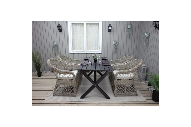 Udendørs møbelgruppe 150 cm Bord & 4 Merida naturel stole Sort - Sort - Havemøbler - Udendørsgruppe - Havesæt