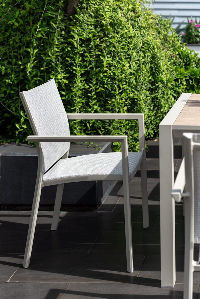 Urbanite Spisegruppe Udendørs 160 cm 4 Lænestole - Grå - Havemøbler - Udendørsgruppe - Havesæt