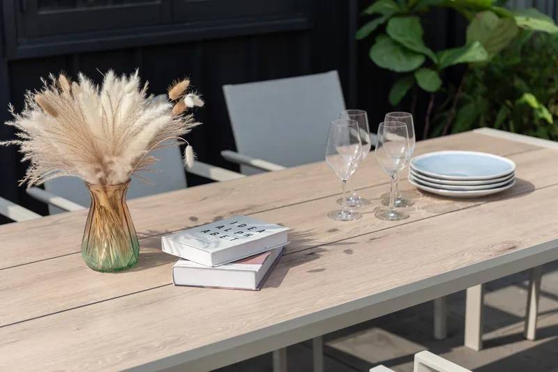 Urbanite Spisegruppe Udendørs 205 cm 8 Lænestole - Grå - Havemøbler - Udendørsgruppe - Havesæt